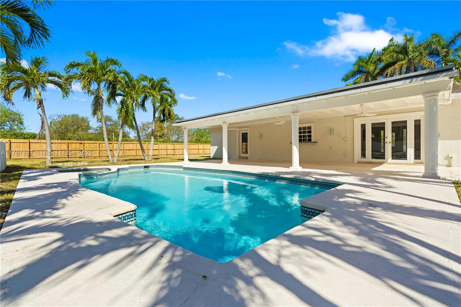 8920 SW 142nd St, Unincorporated Dade, Florida image 28