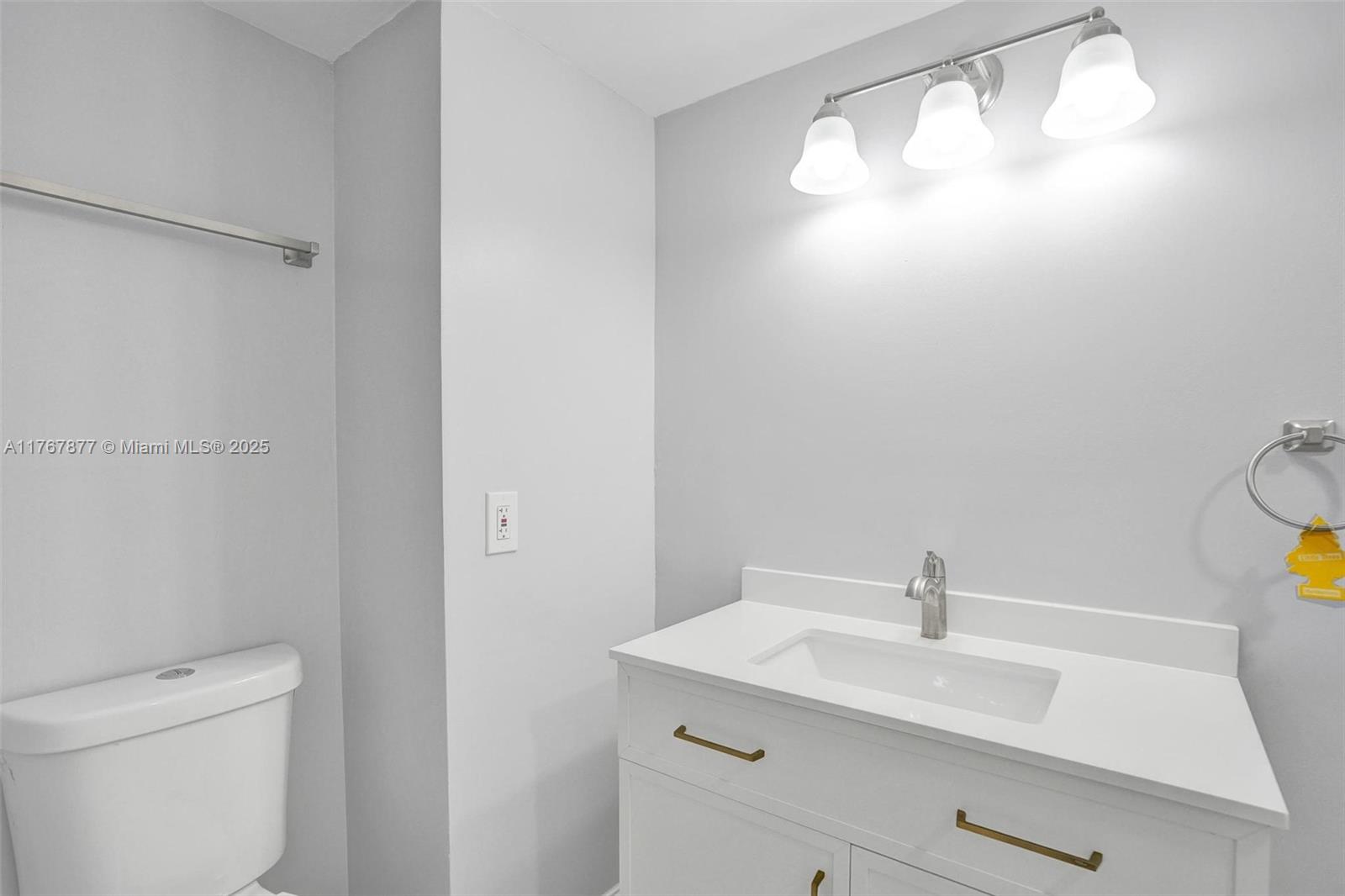426 NE 210th Cir Ter #104-2, Miami, Florida image 30