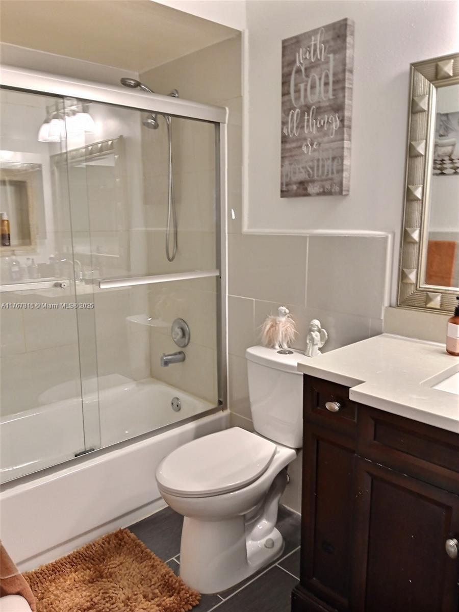 4441 NW 16th St #J102, Lauderhill, Florida image 15