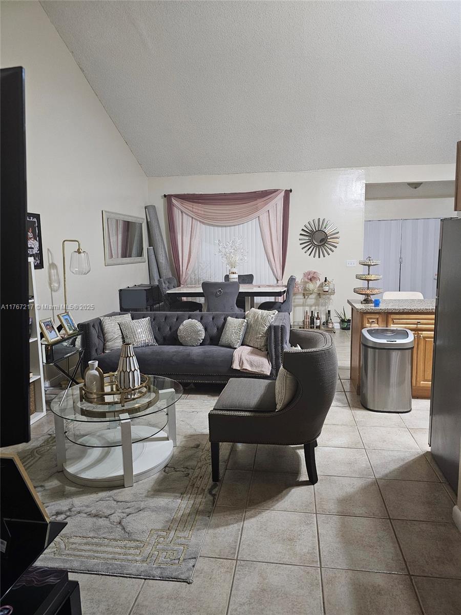 5512 NW 24th St, Lauderhill, Florida image 2