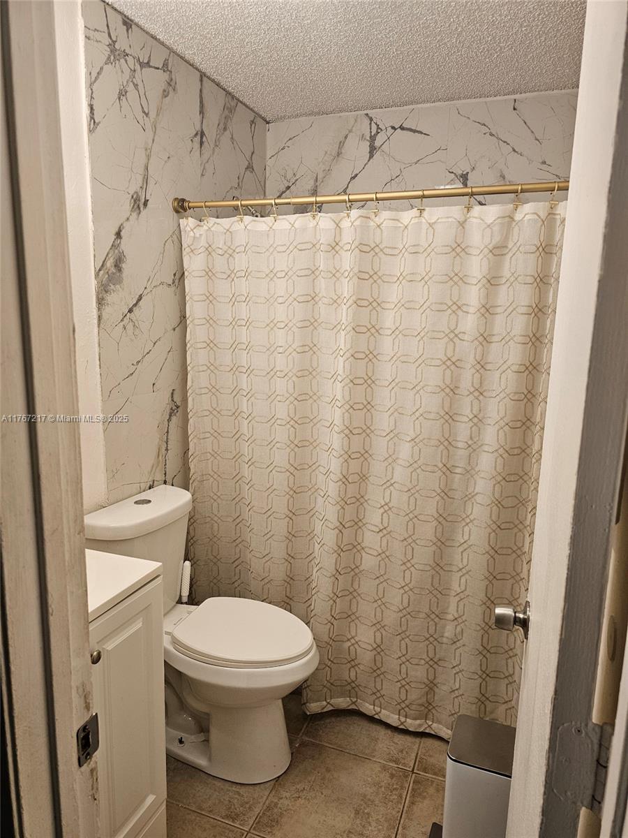 5512 NW 24th St, Lauderhill, Florida image 9