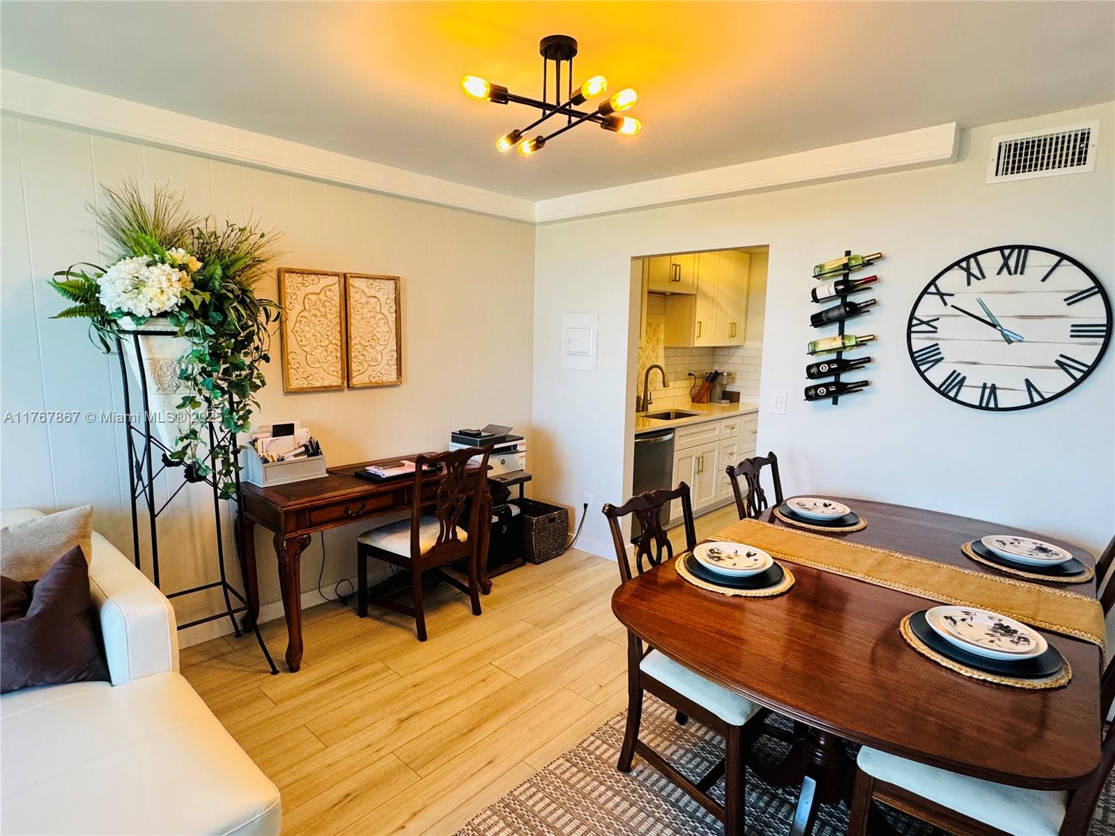 2000 NE 135th St #803, North Miami, Florida image 18