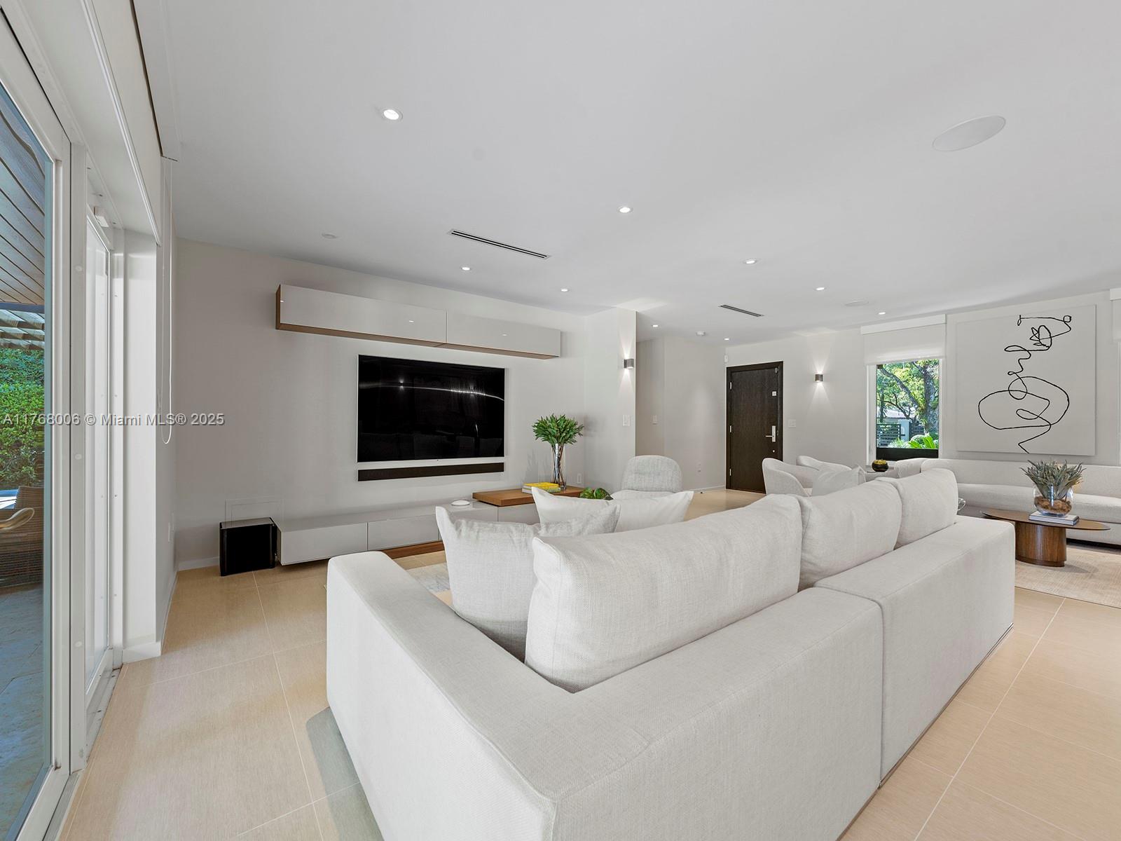 6401 SW 96th St, Pinecrest, Florida image 11