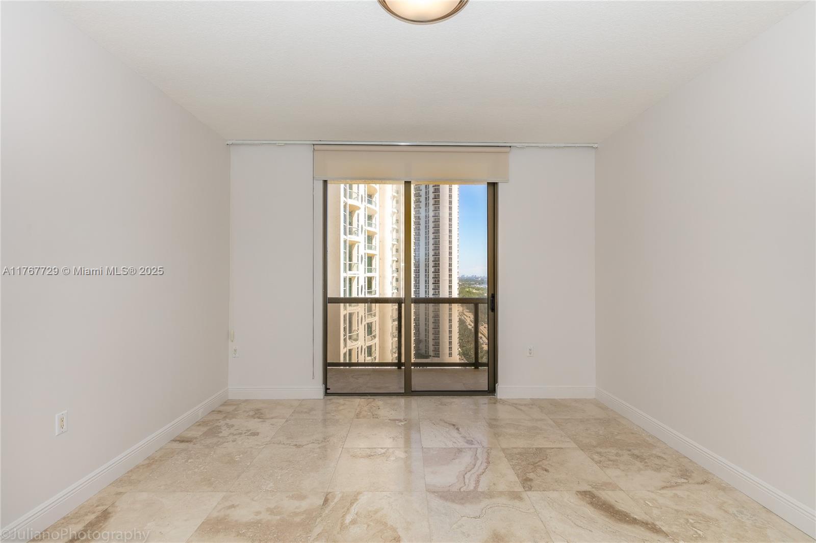 16275 Collins Ave #2104, Sunny Isles Beach FL 33160