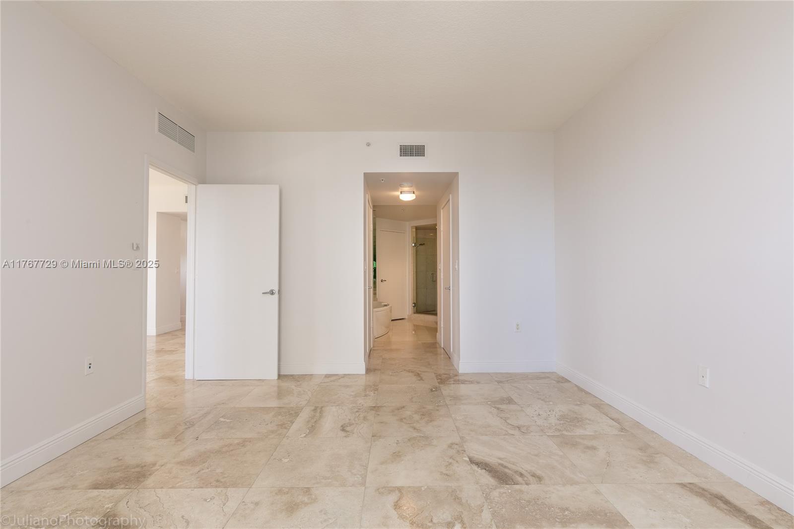 16275 Collins Ave #2104, Sunny Isles Beach FL 33160