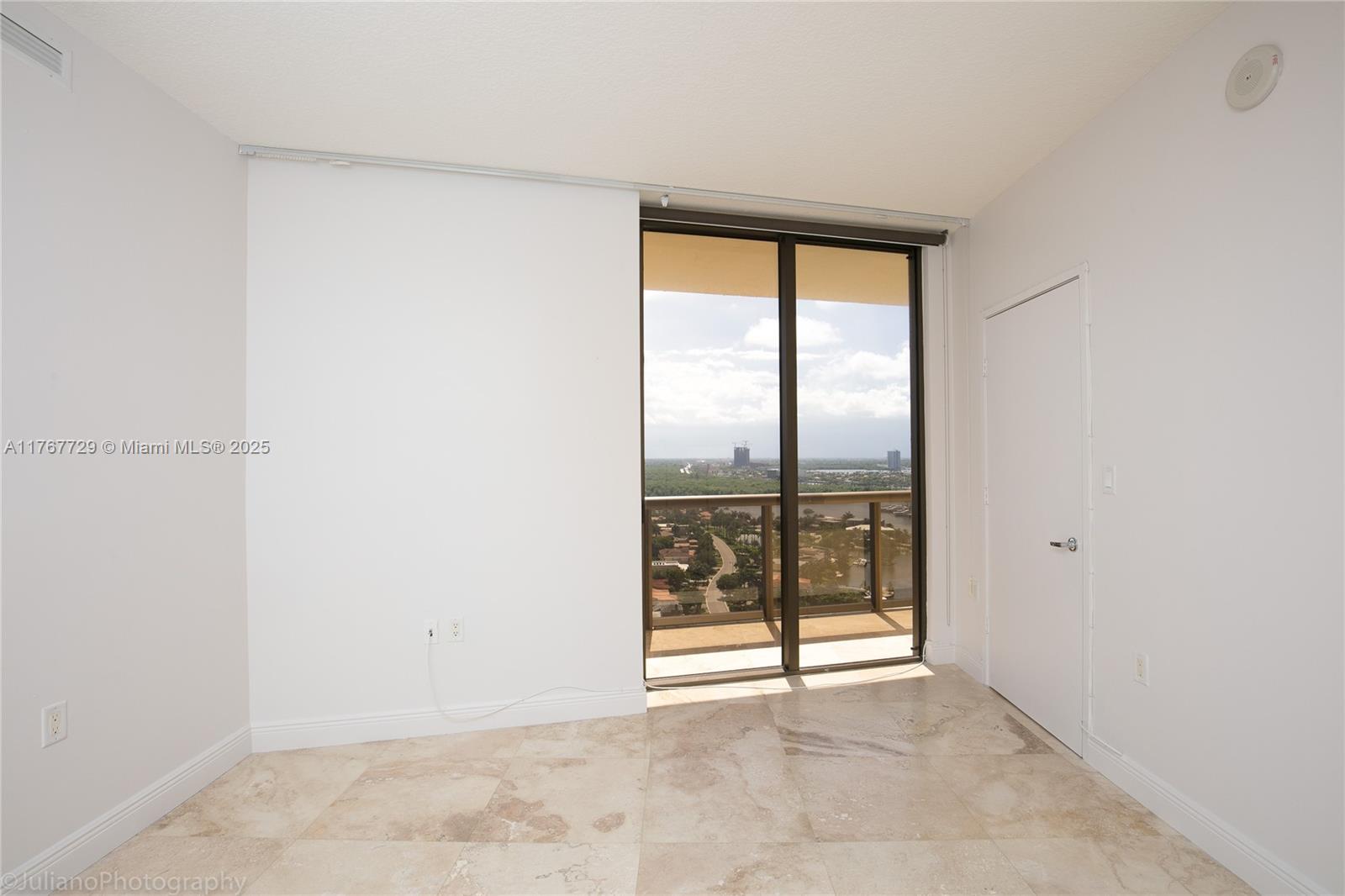 16275 Collins Ave #2104, Sunny Isles Beach FL 33160