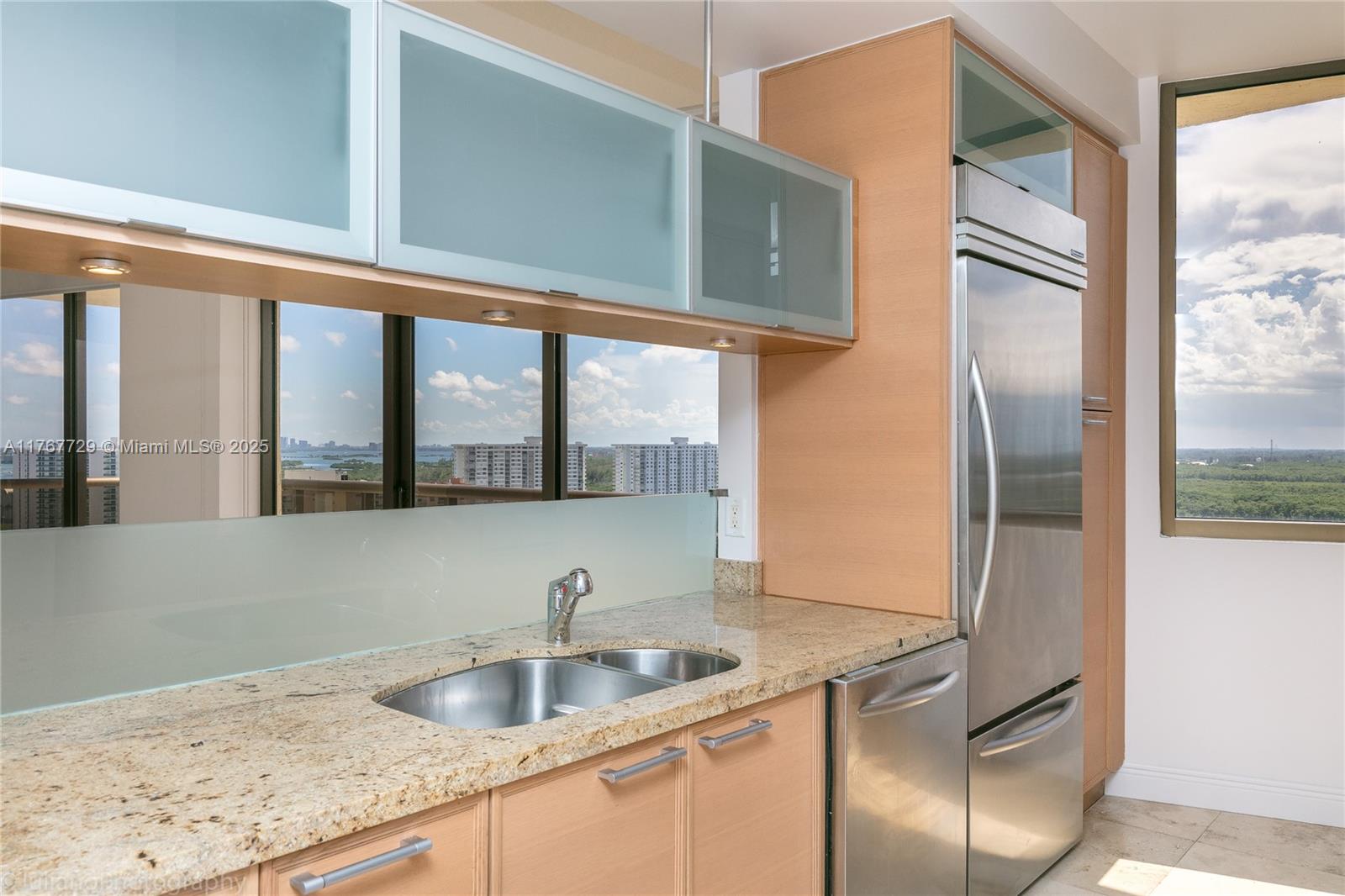 16275 Collins Ave #2104, Sunny Isles Beach FL 33160