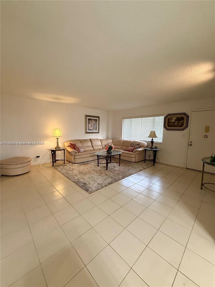 7316 Ashmont Cir #104, Tamarac, Florida image 8