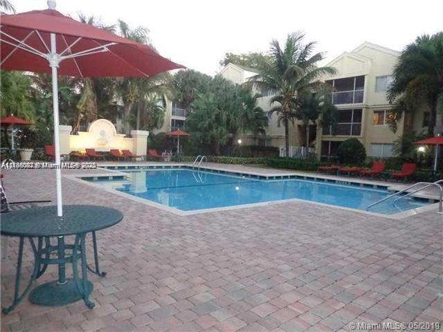 5686 Rock Island Rd #129, Tamarac, Florida image 8