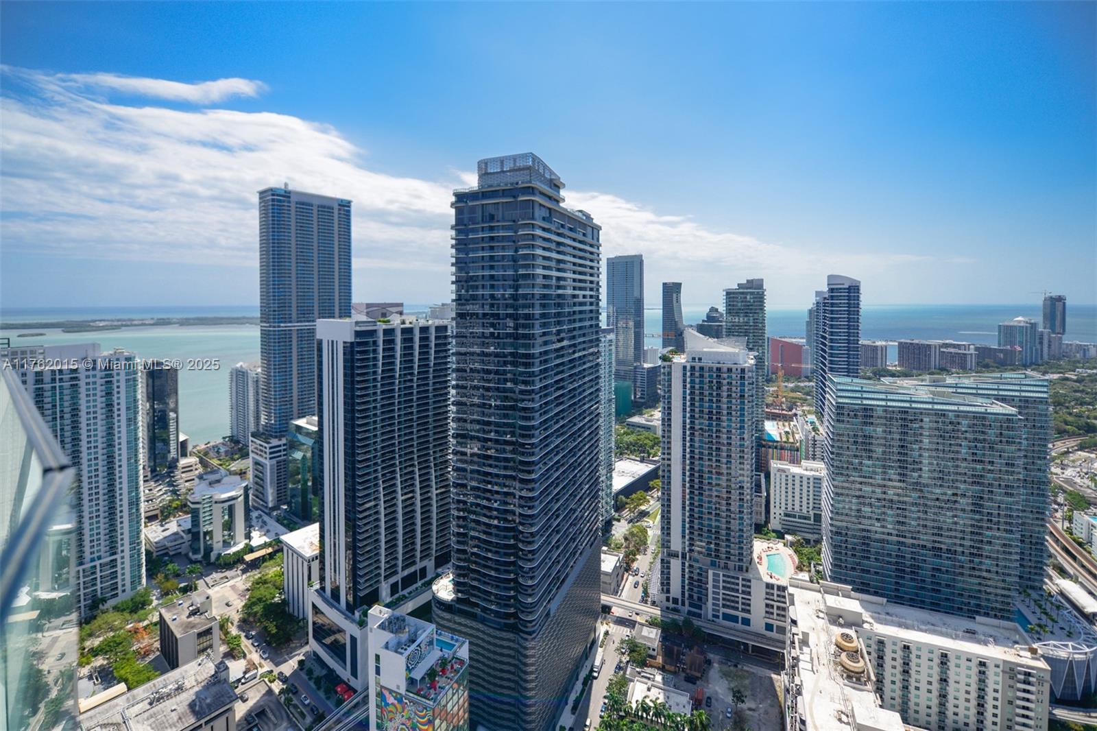 Condo for Sale in Miami, FL
