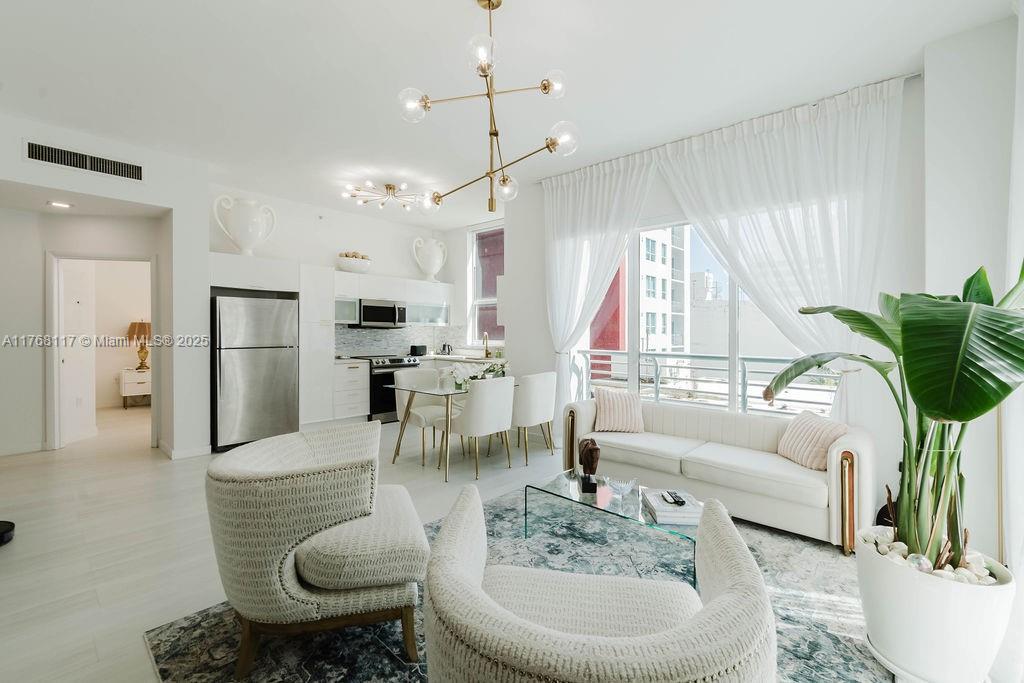 133 NE 2nd Ave #512, Miami FL 33132