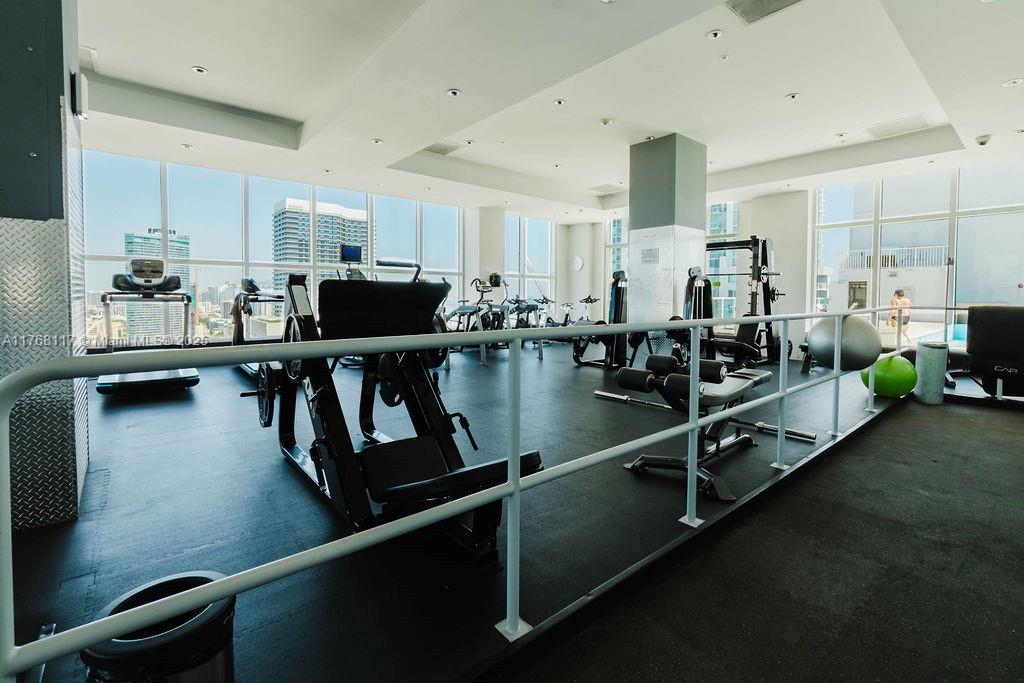 133 NE 2nd Ave #512, Miami FL 33132