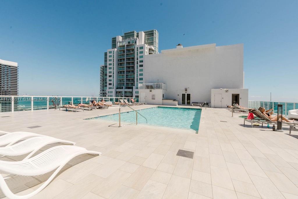 133 NE 2nd Ave #512, Miami FL 33132