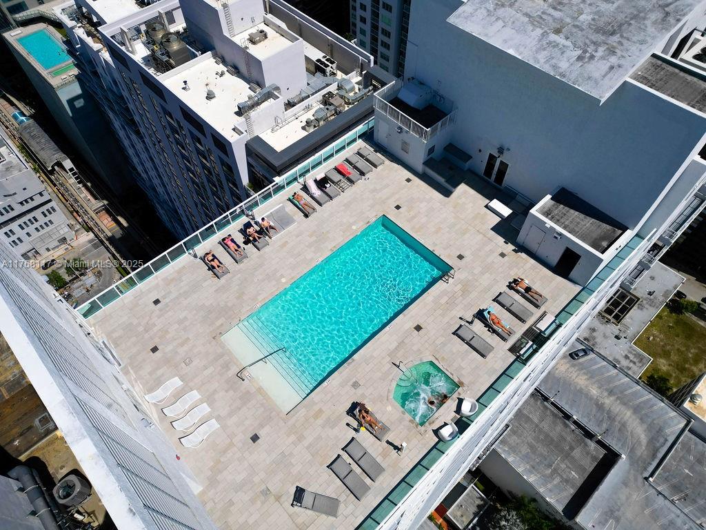 133 NE 2nd Ave #512, Miami FL 33132