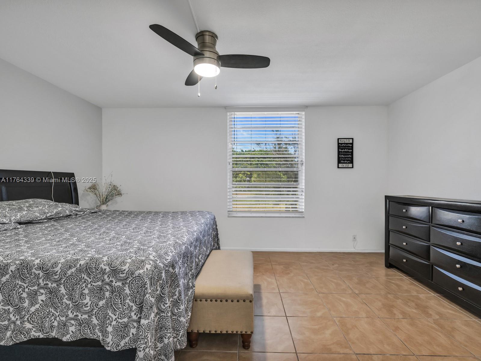 8401 Lagos De Campo Blvd #210V, Tamarac, Florida image 20