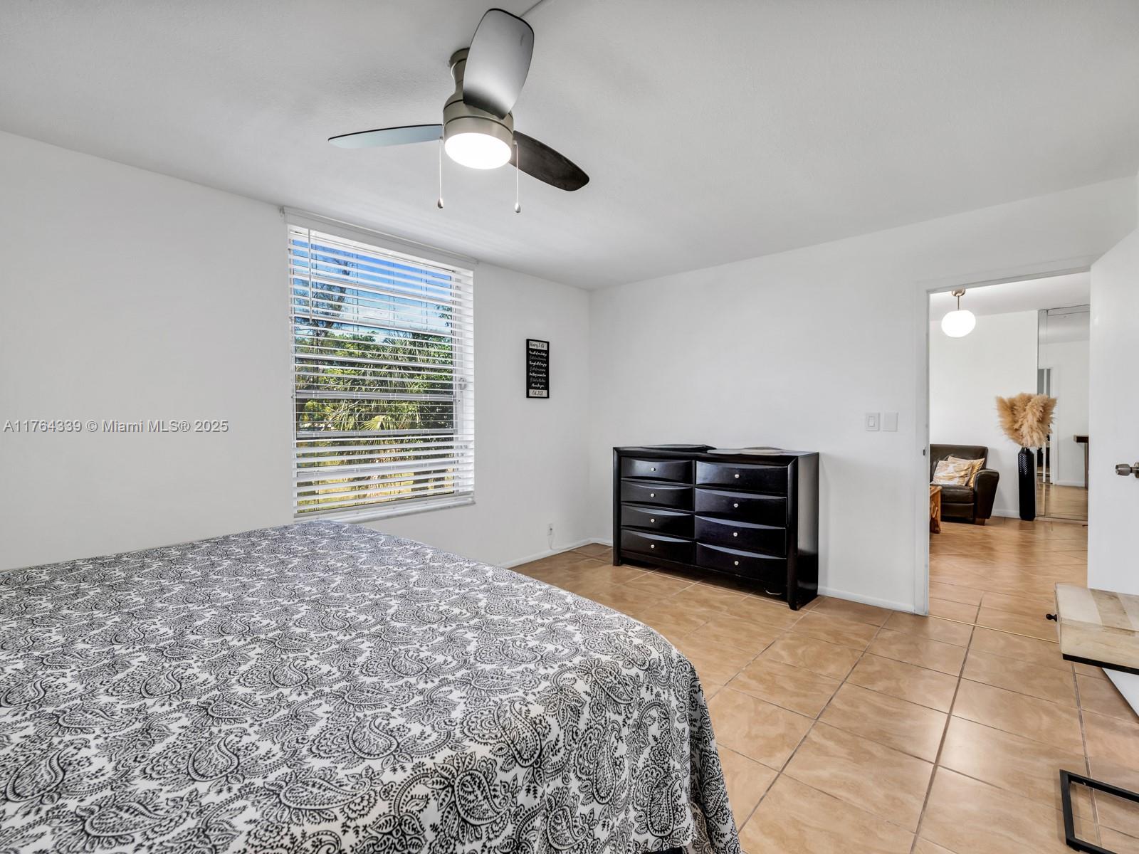 8401 Lagos De Campo Blvd #210V, Tamarac, Florida image 21