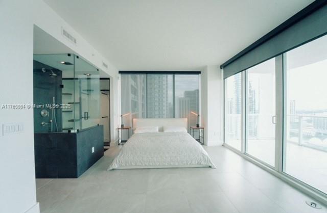 1040 Biscayne Blvd #3507, Miami FL 33132