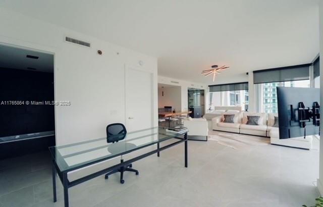 1040 Biscayne Blvd #3507, Miami FL 33132