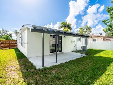 404 SW 4th Ter, Hallandale Beach, Florida image 24