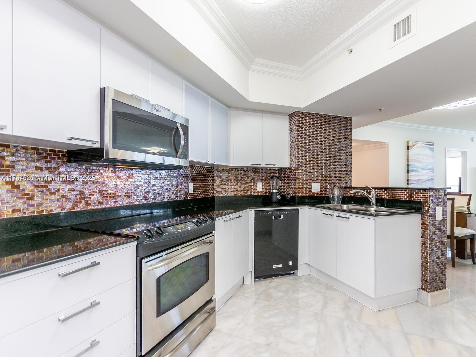 16699 Collins Ave #3203, Sunny Isles Beach FL 33160