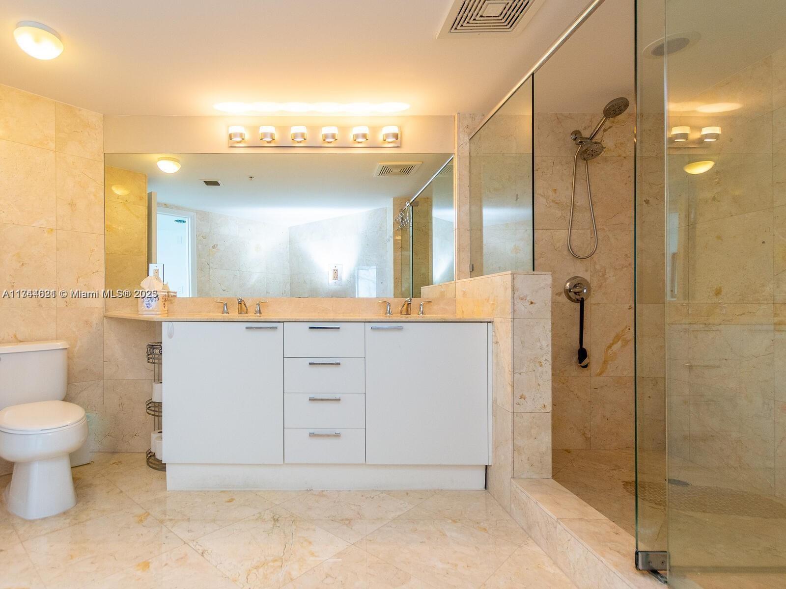 16699 Collins Ave #3203, Sunny Isles Beach FL 33160