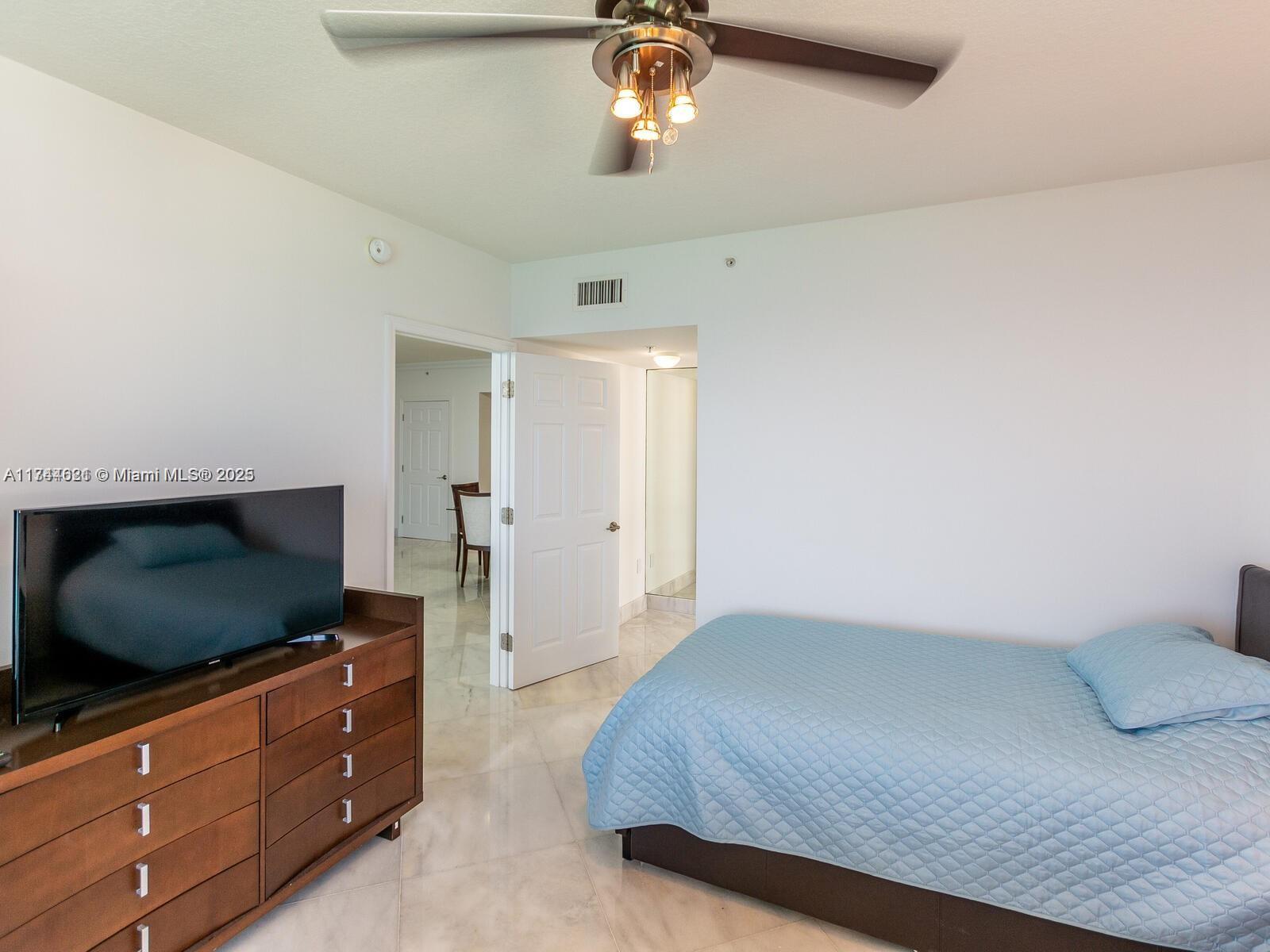 16699 Collins Ave #3203, Sunny Isles Beach FL 33160