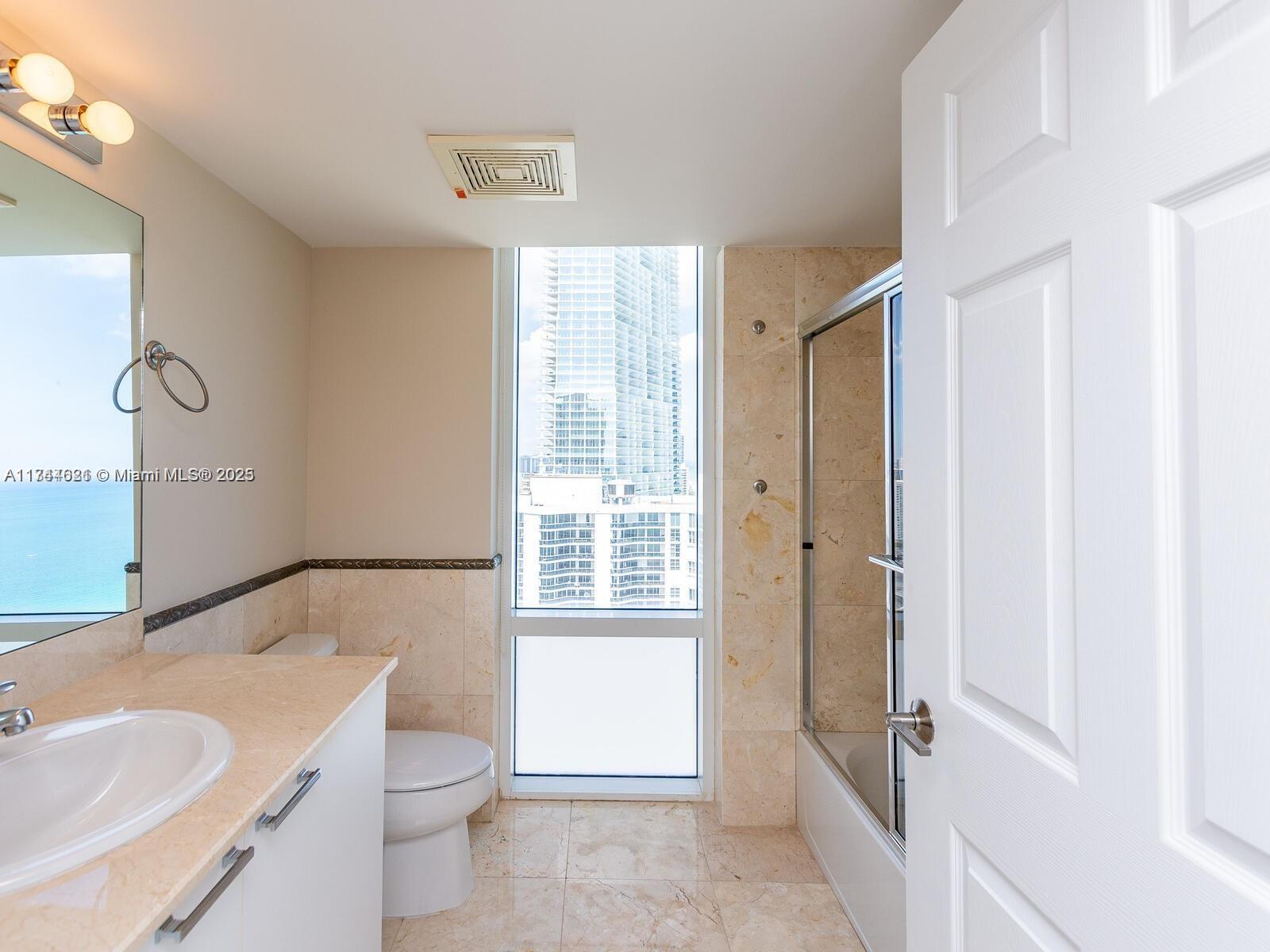 16699 Collins Ave #3203, Sunny Isles Beach FL 33160