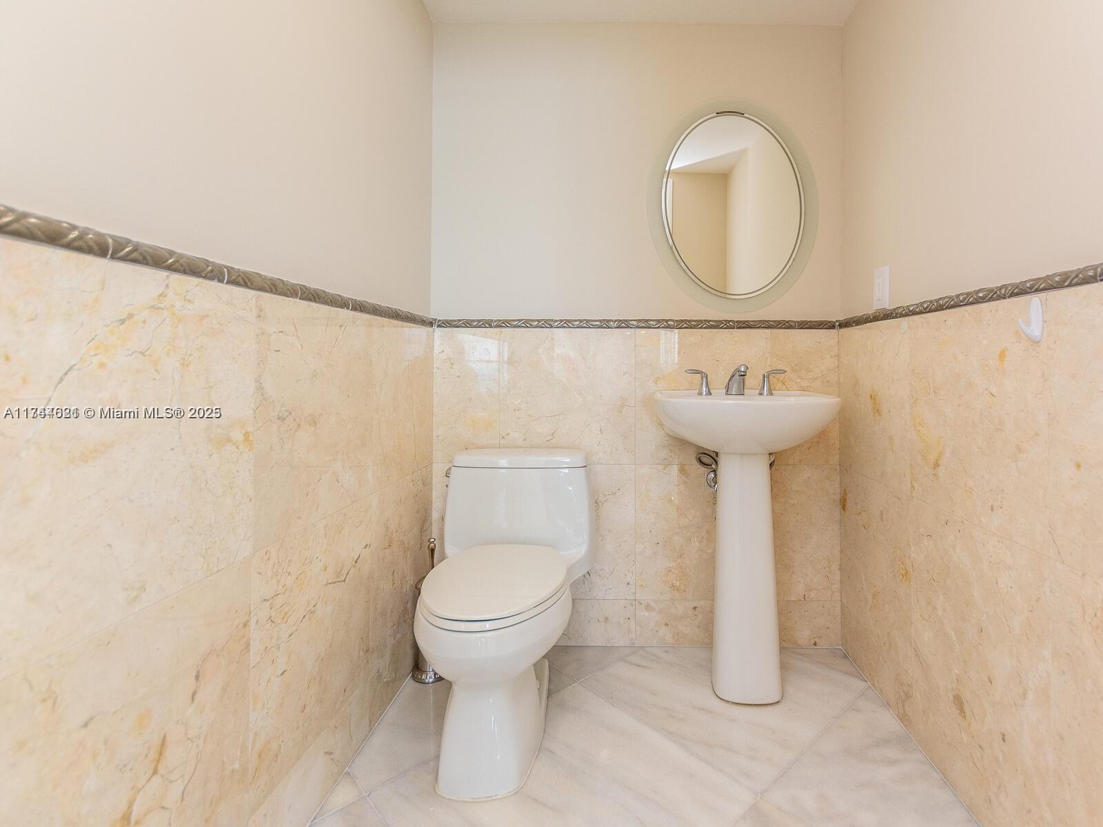 16699 Collins Ave #3203, Sunny Isles Beach FL 33160
