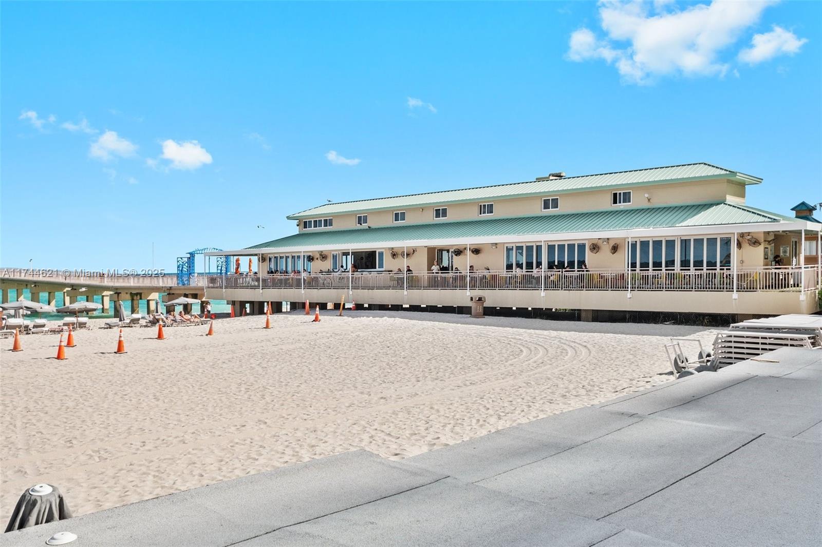 16699 Collins Ave #3203, Sunny Isles Beach FL 33160