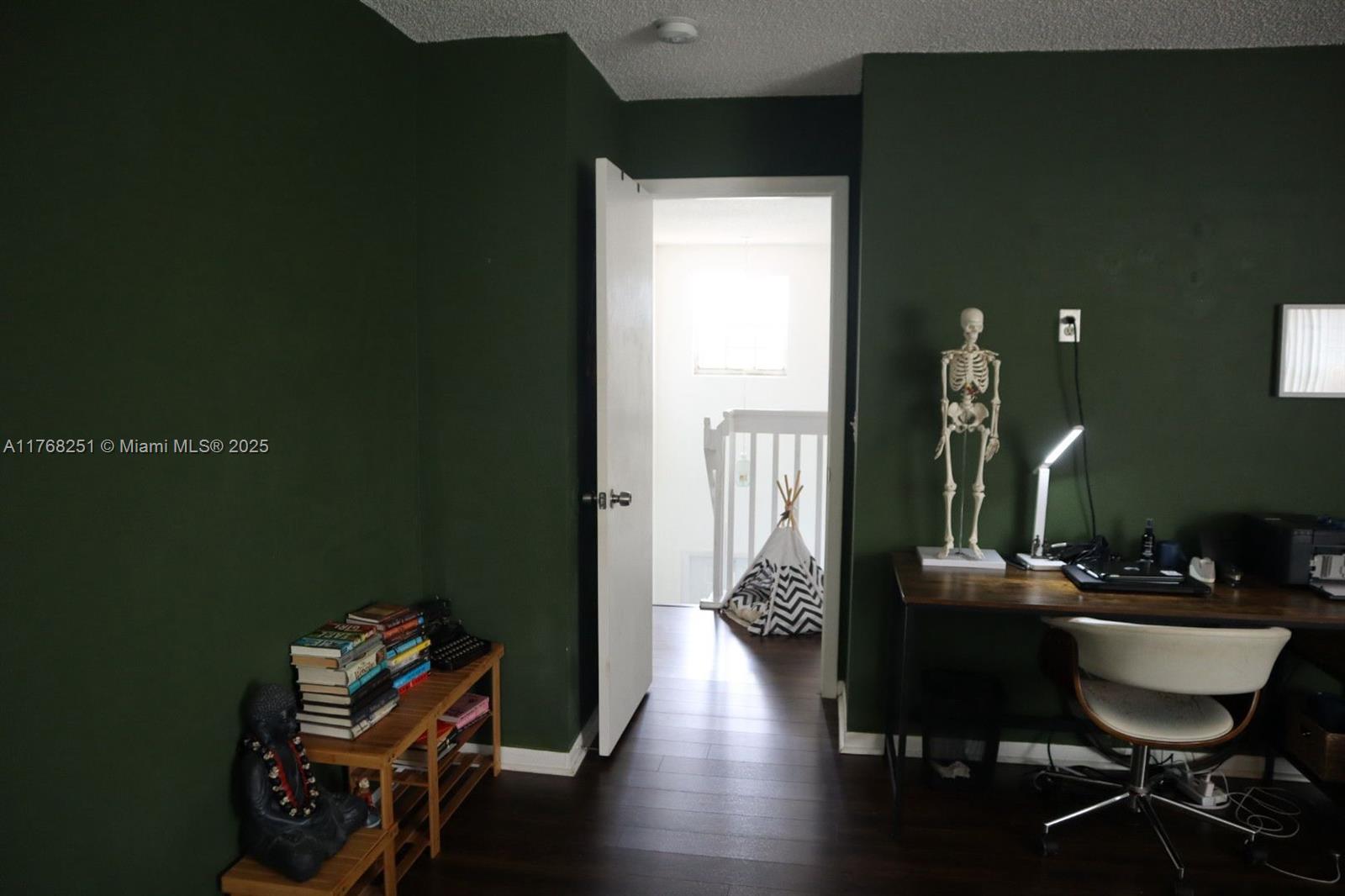 Residential, Pembroke Pines, Florida image 21