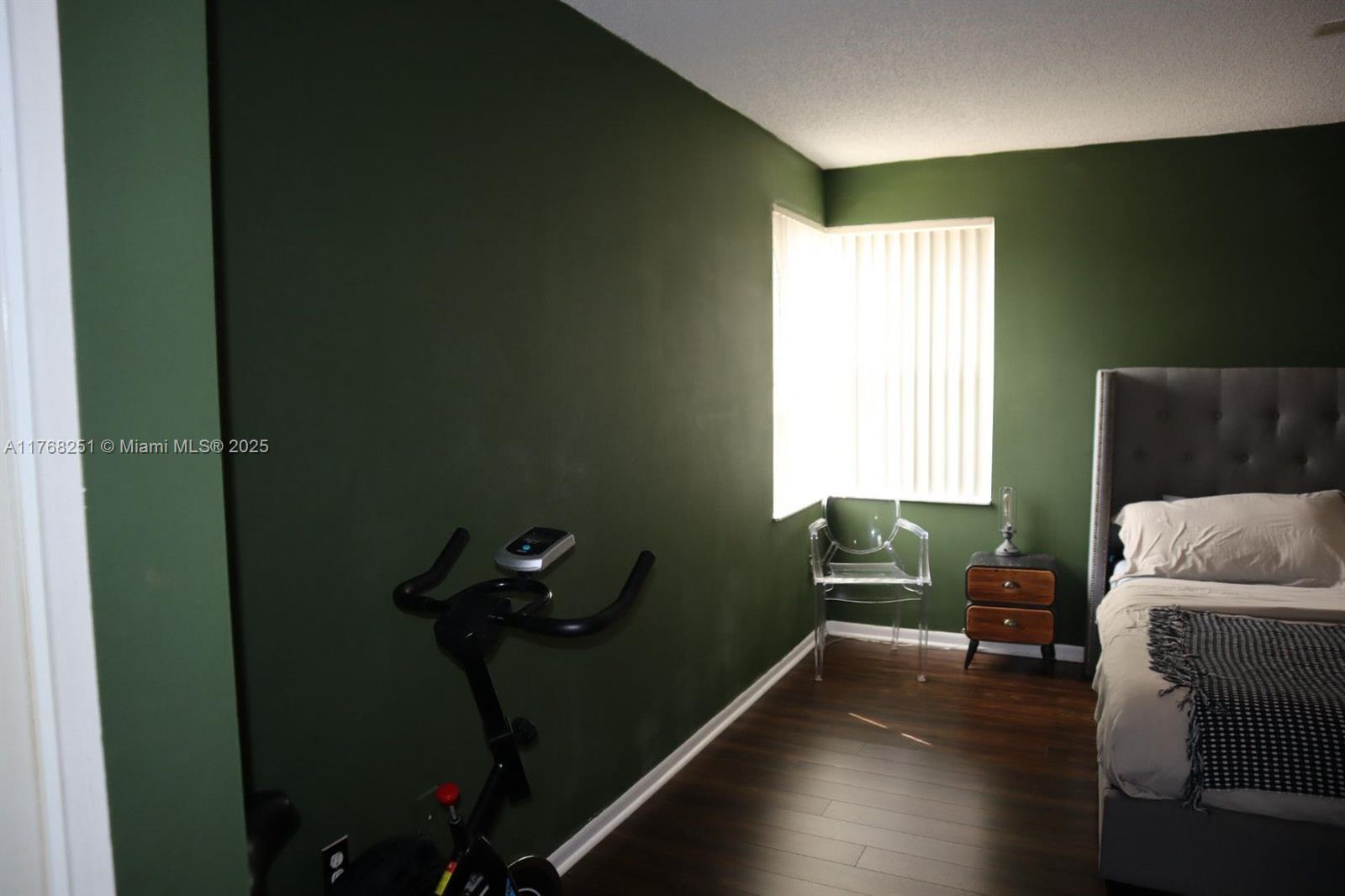 Residential, Pembroke Pines, Florida image 32