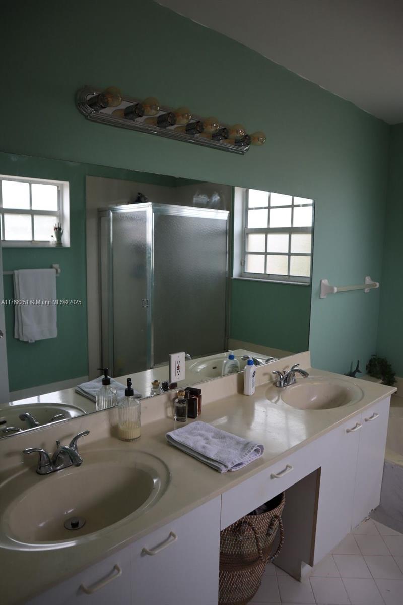 Residential, Pembroke Pines, Florida image 43