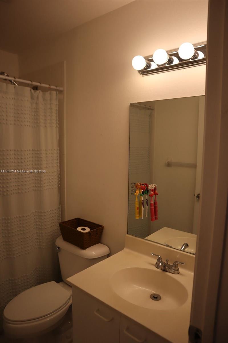 Residential, Pembroke Pines, Florida image 49