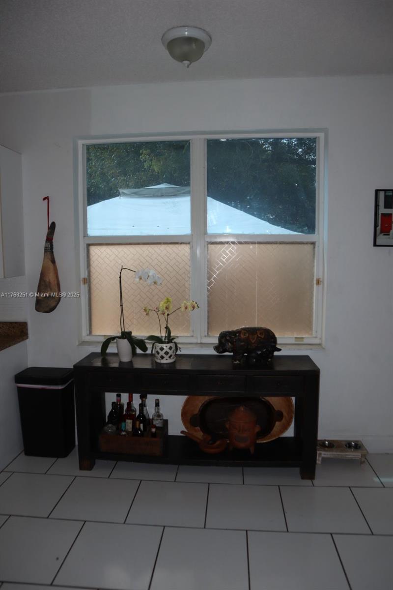 Residential, Pembroke Pines, Florida image 7