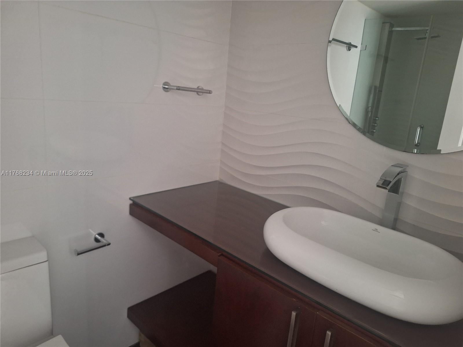 230 174th St #417, Sunny Isles Beach, Florida image 23