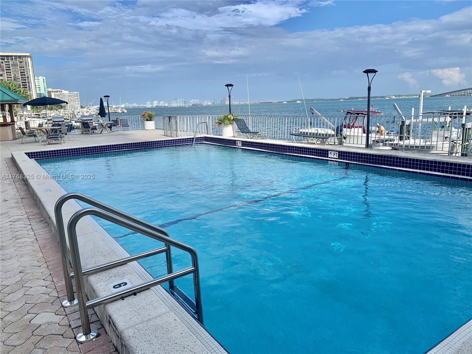 2201 Brickell Ave #4, Miami FL 33129