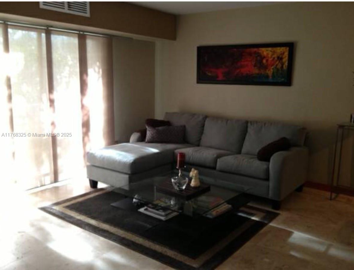 2201 Brickell Ave #4, Miami FL 33129