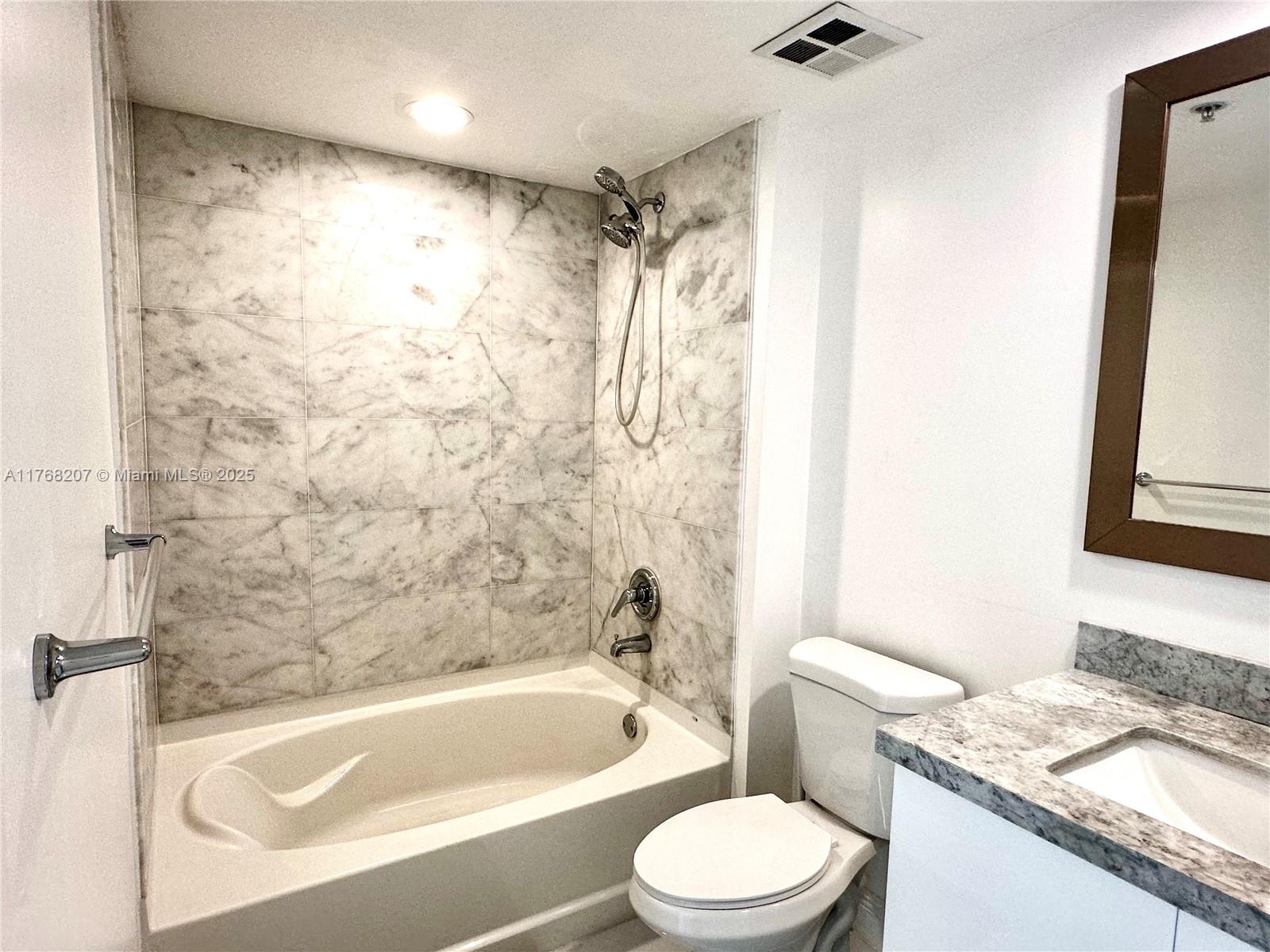 325 S Biscayne Blvd #717, Miami FL 33131