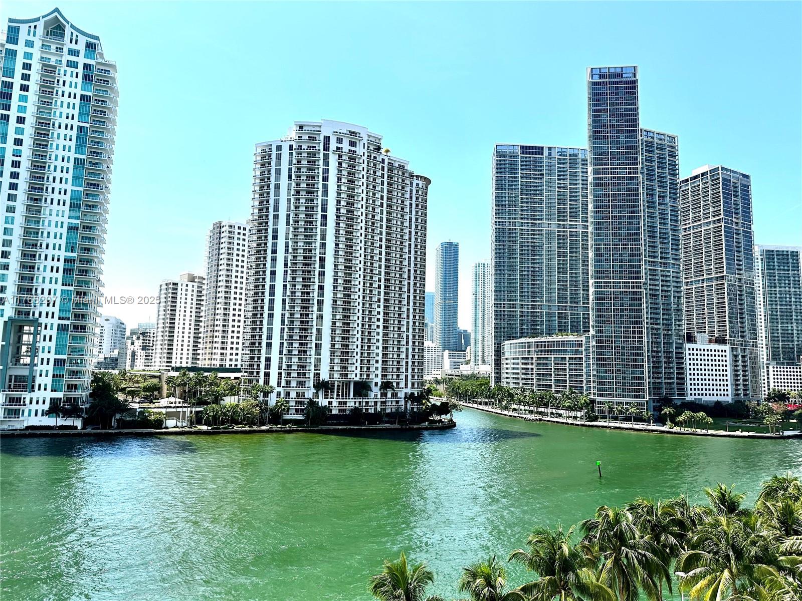 325 S Biscayne Blvd #717, Miami FL 33131