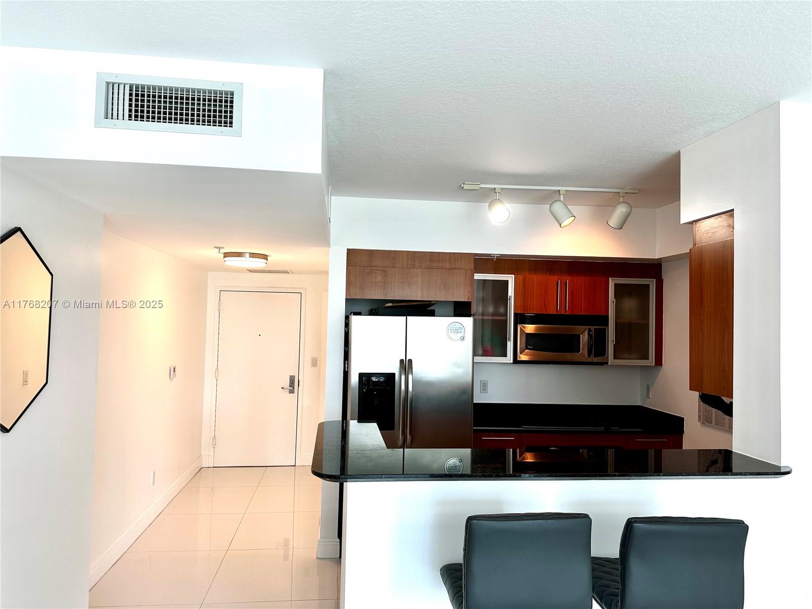 325 S Biscayne Blvd #717, Miami FL 33131