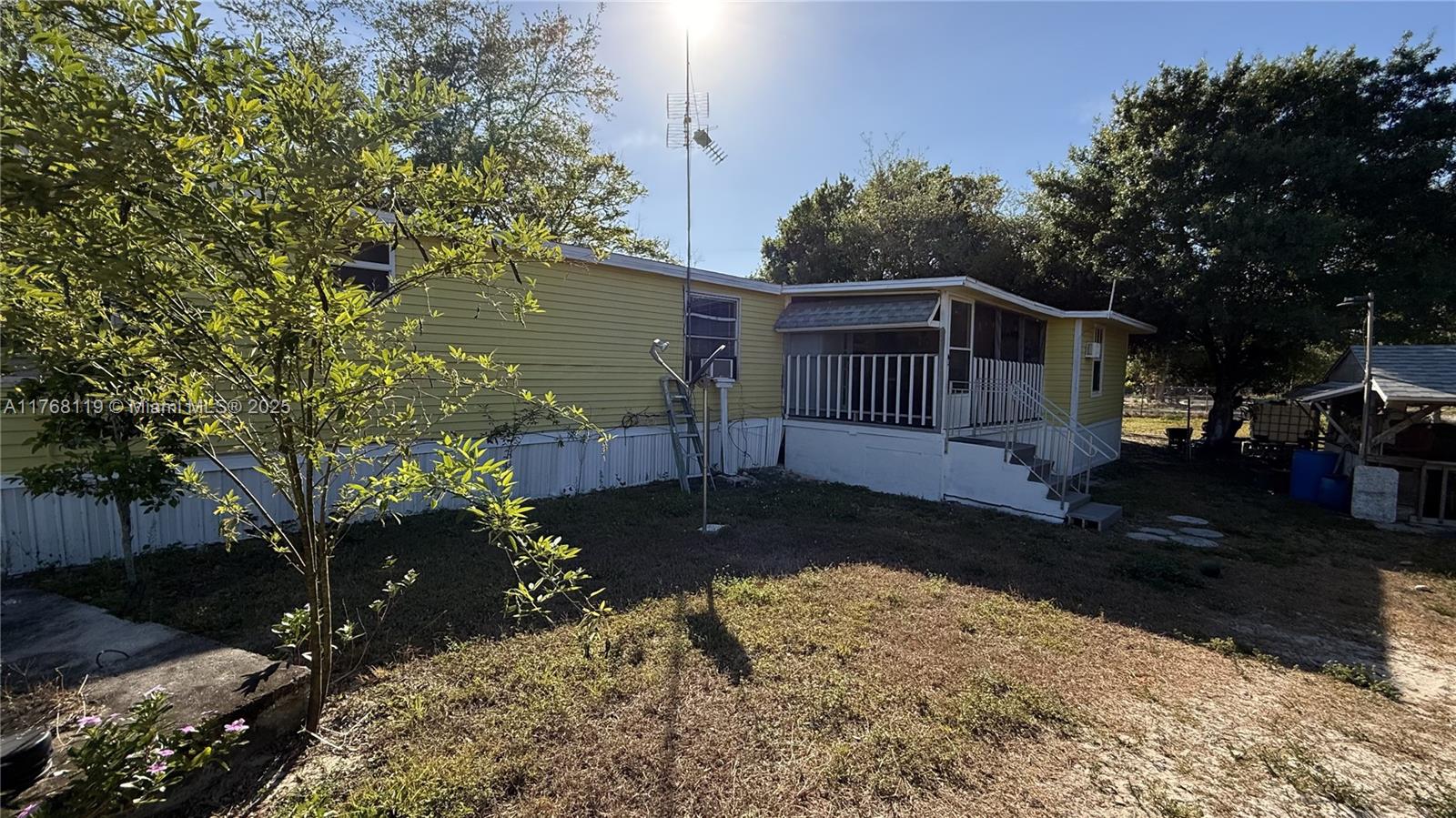 451 Montura, Clewiston, Florida image 20