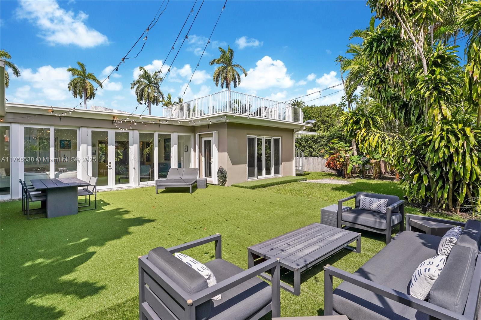 House for Rent in Miami Beach, FL