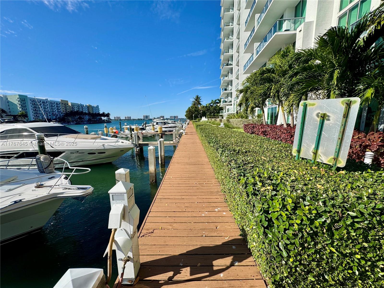 7930 East Dr #1008, North Bay Village, Florida image 44