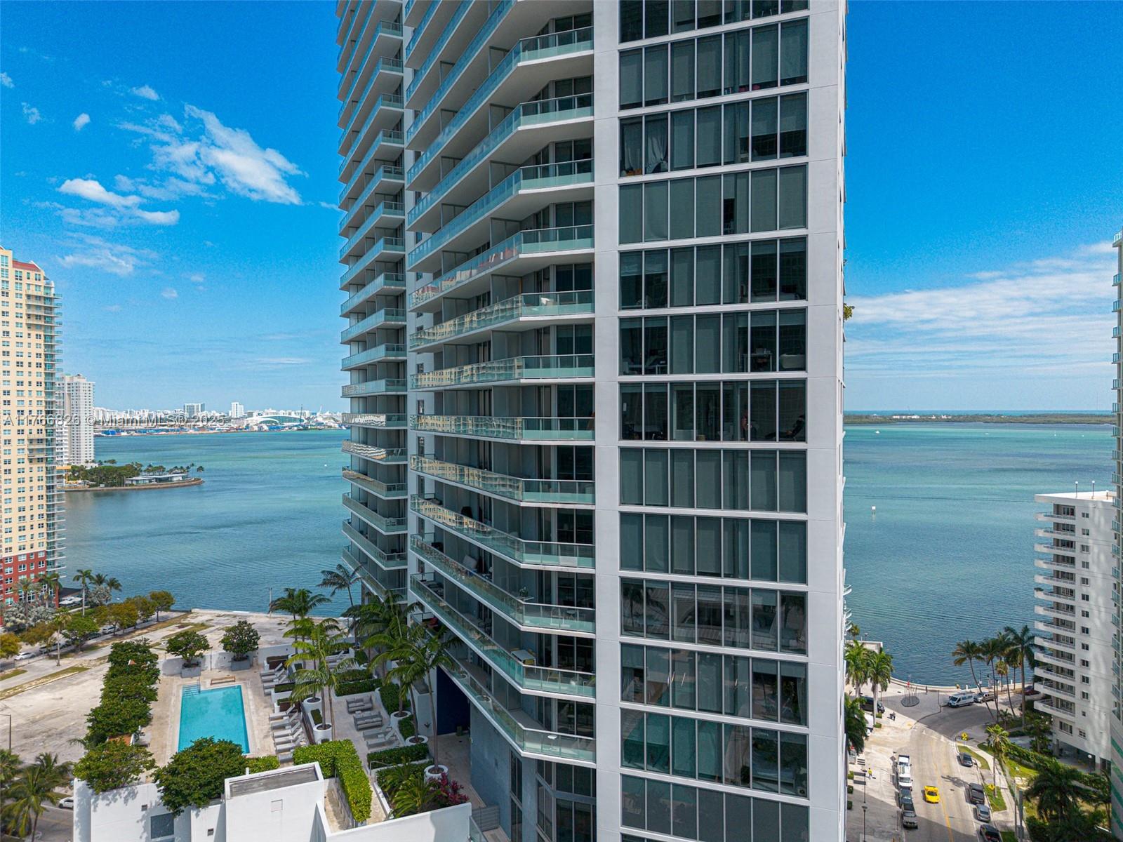 1300 Brickell Bay Dr #4204, Miami FL 33131