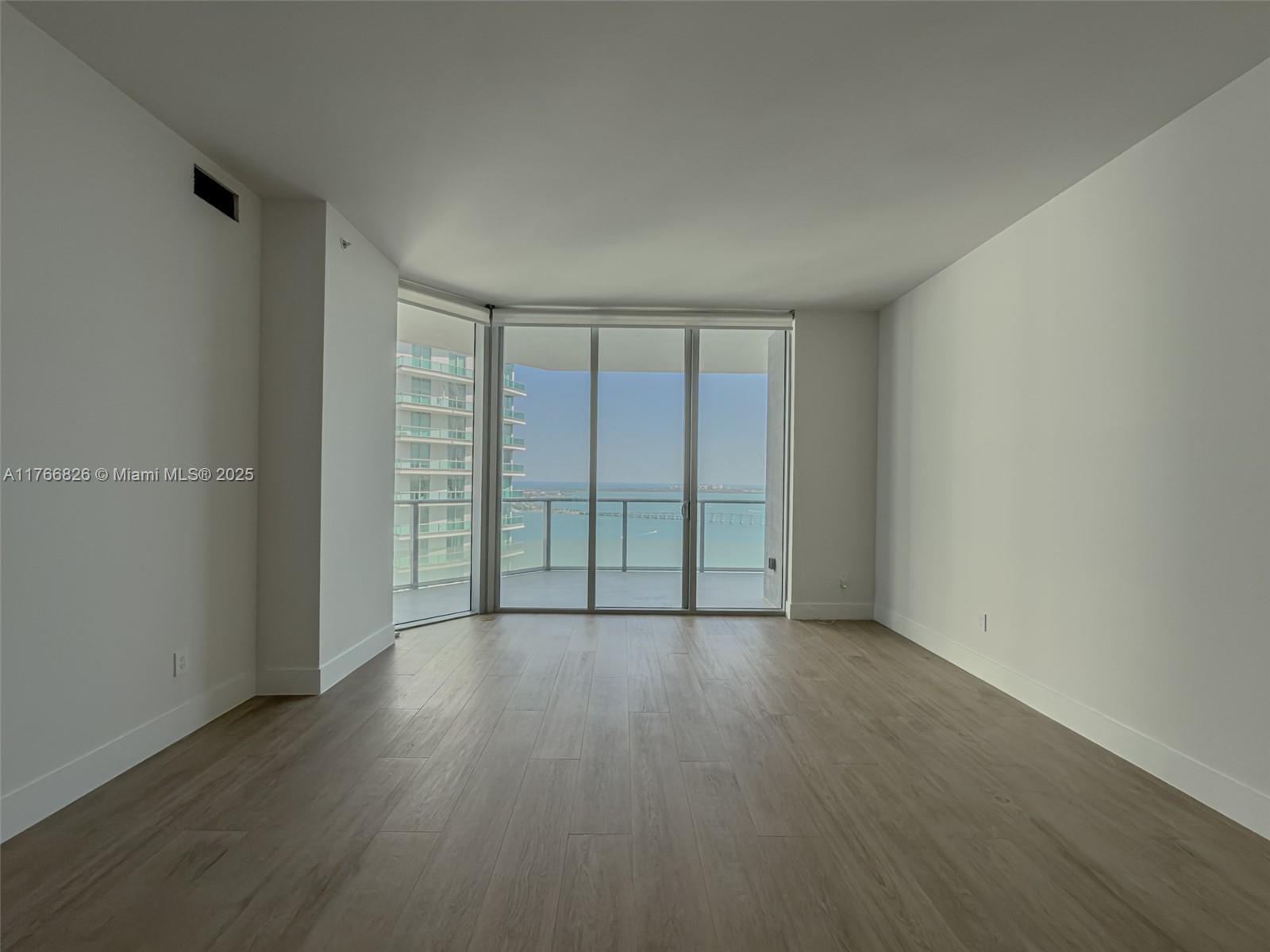 1300 Brickell Bay Dr #4204, Miami FL 33131