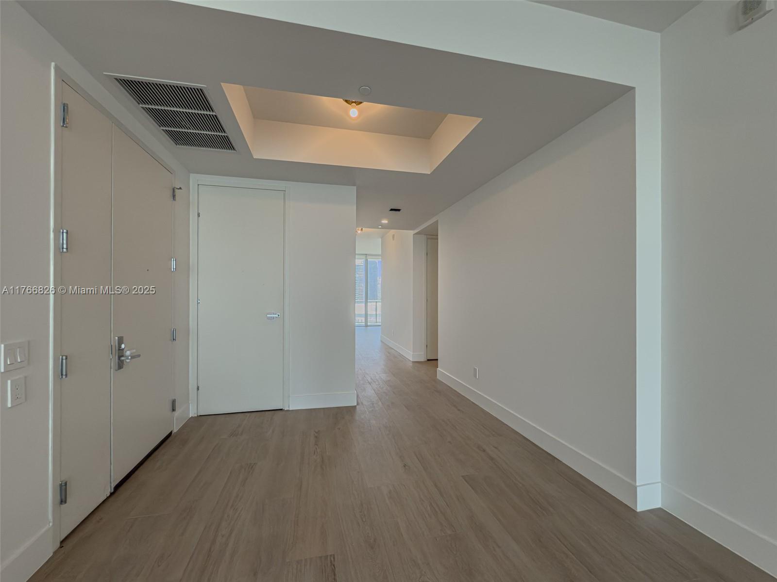 1300 Brickell Bay Dr #4204, Miami FL 33131