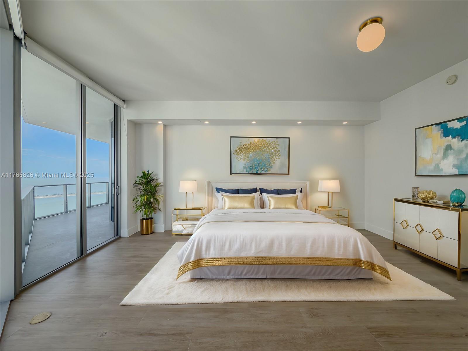 1300 Brickell Bay Dr #4204, Miami FL 33131