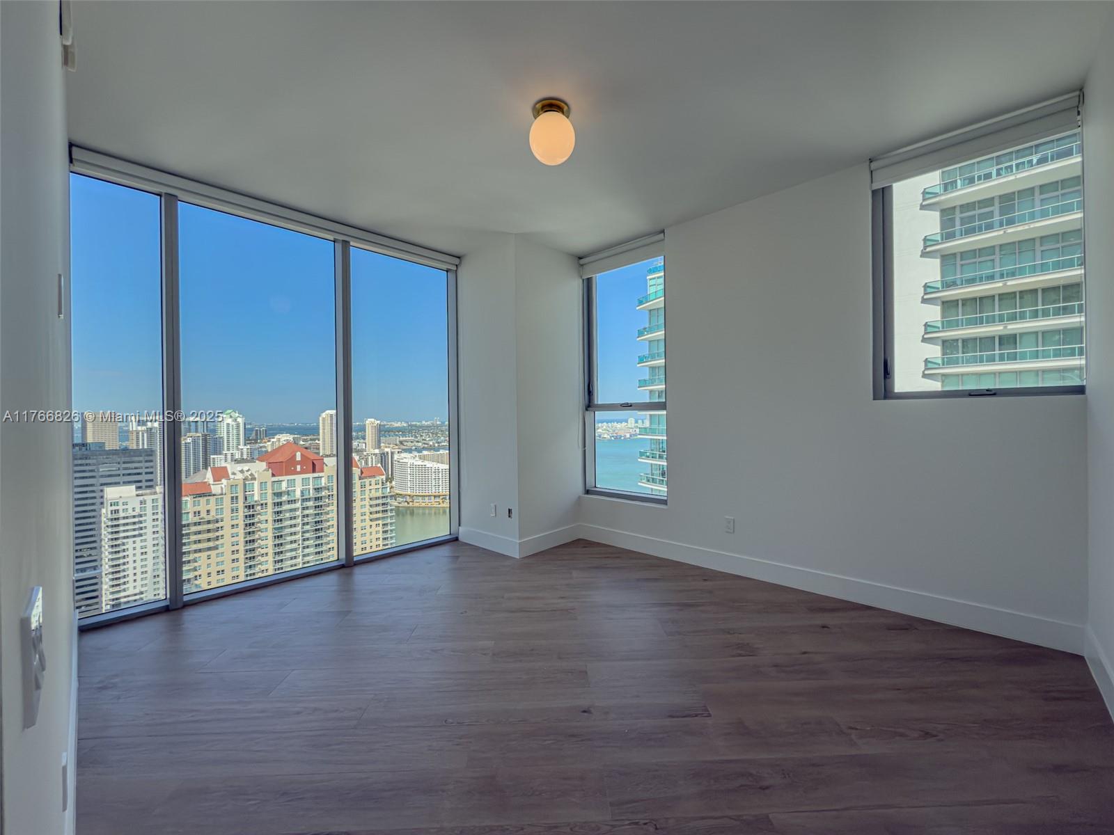 1300 Brickell Bay Dr #4204, Miami FL 33131