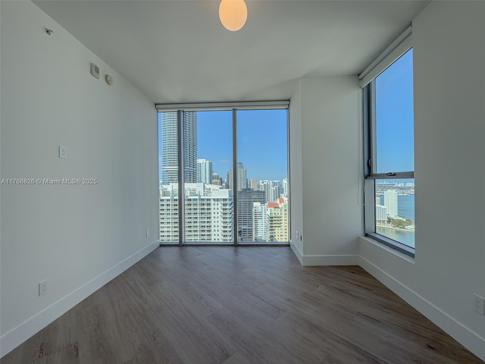 1300 Brickell Bay Dr #4204, Miami FL 33131