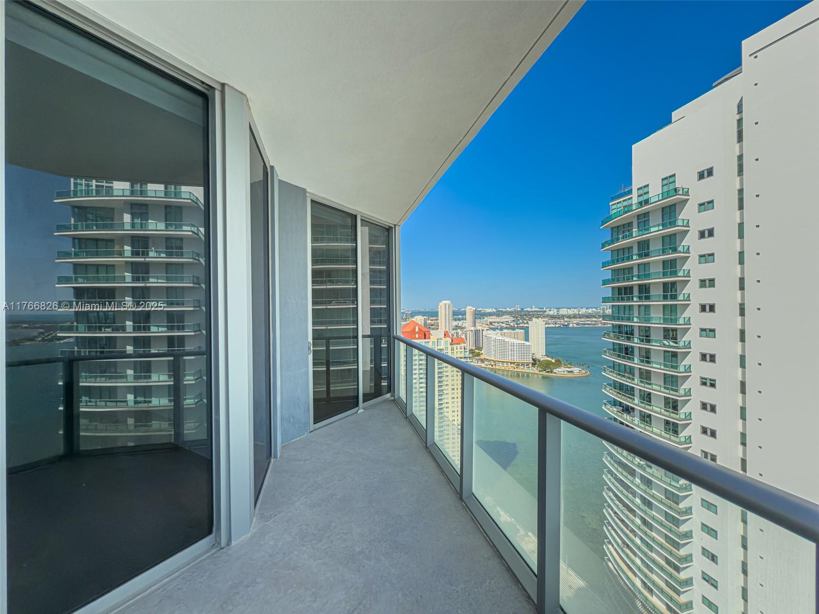 1300 Brickell Bay Dr #4204, Miami FL 33131